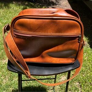 Vintage American Tourister Leather Travel Carry-on/ Crossbody bag